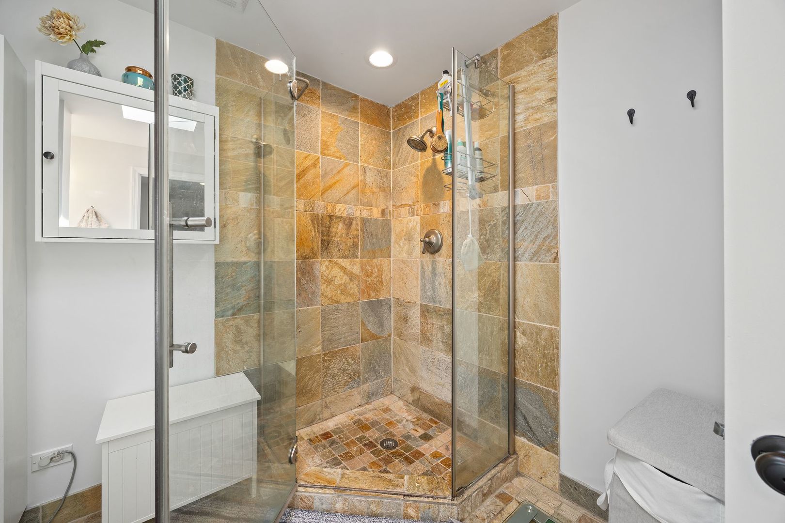 5236 West Cuyler Avenue Chicago IL 60641