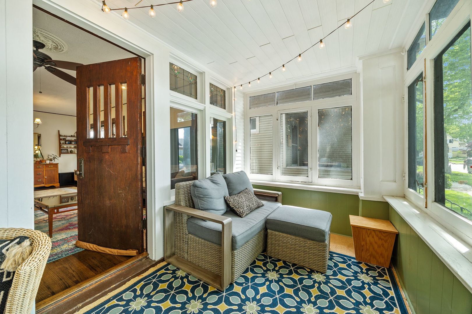 5236 West Cuyler Avenue Chicago IL 60641