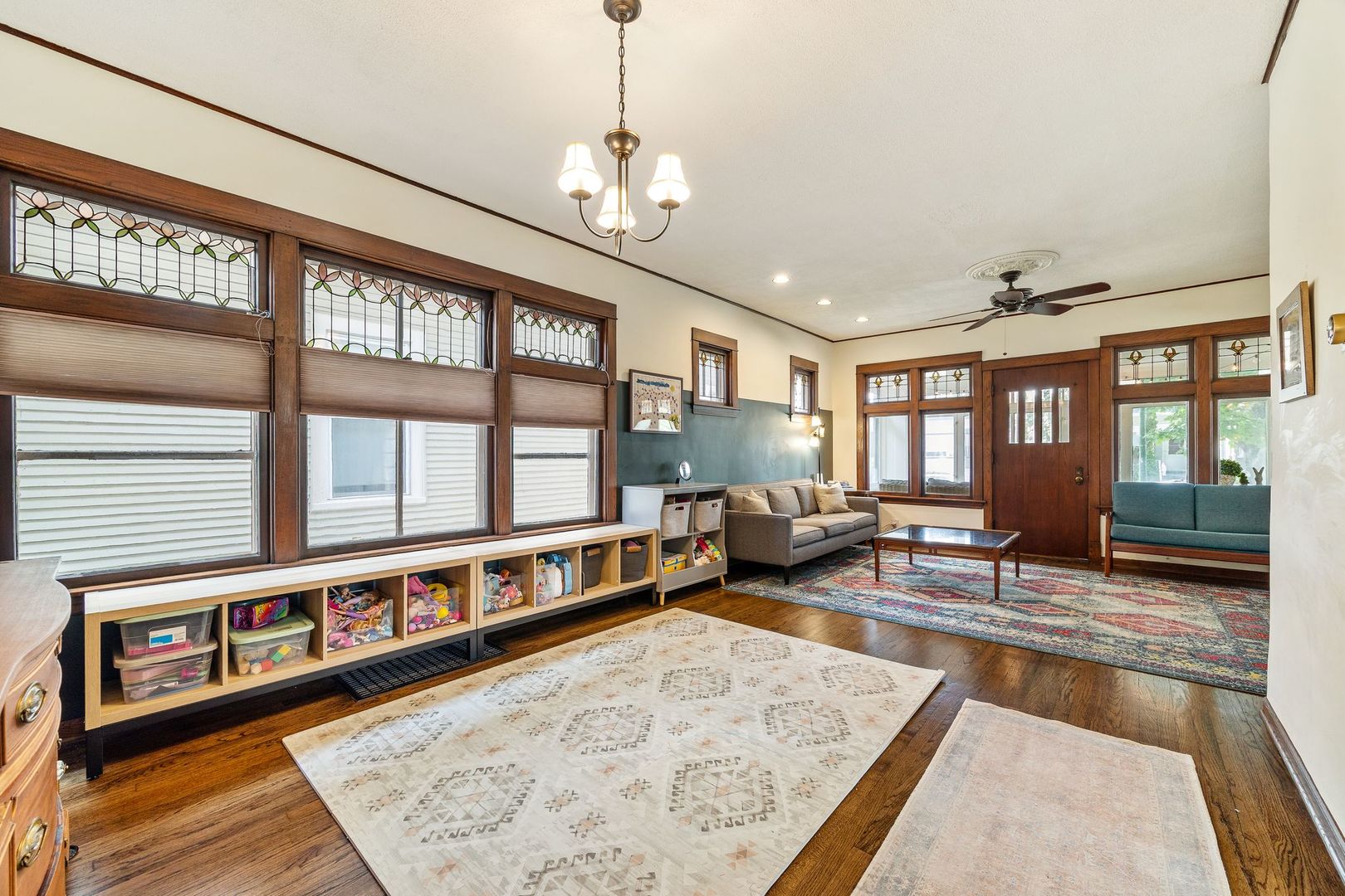 5236 West Cuyler Avenue Chicago IL 60641