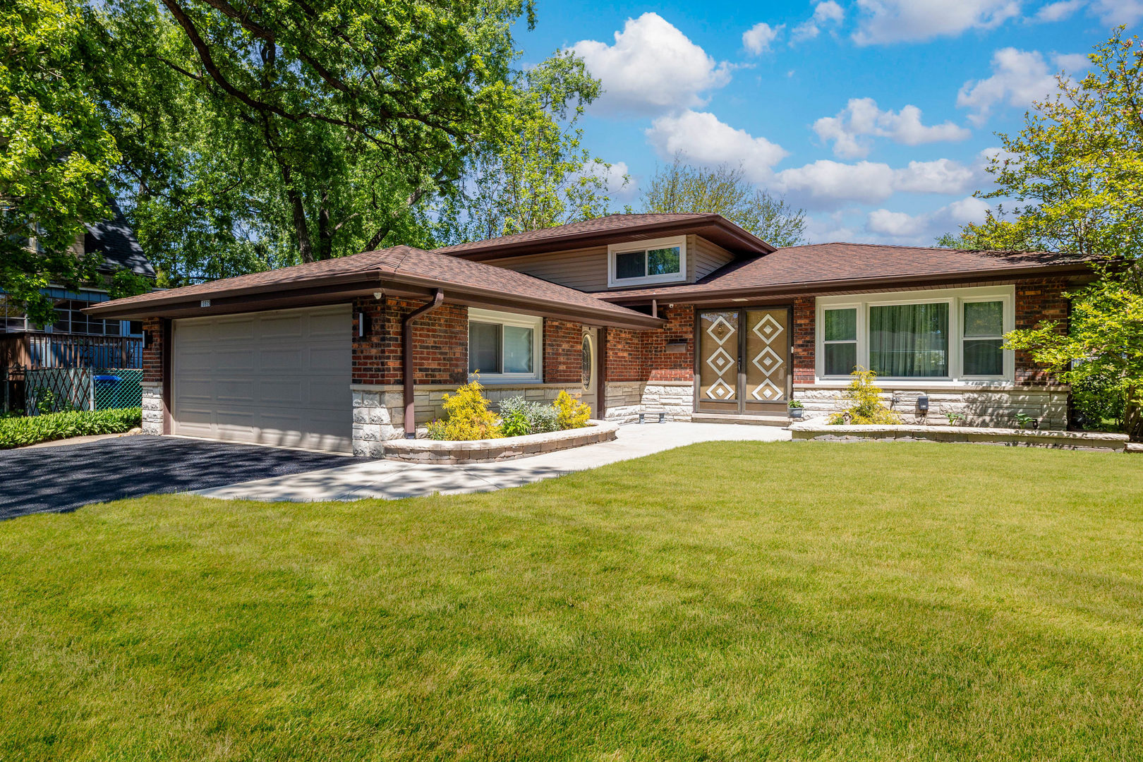 10809 South Nordica Avenue Worth IL 60482