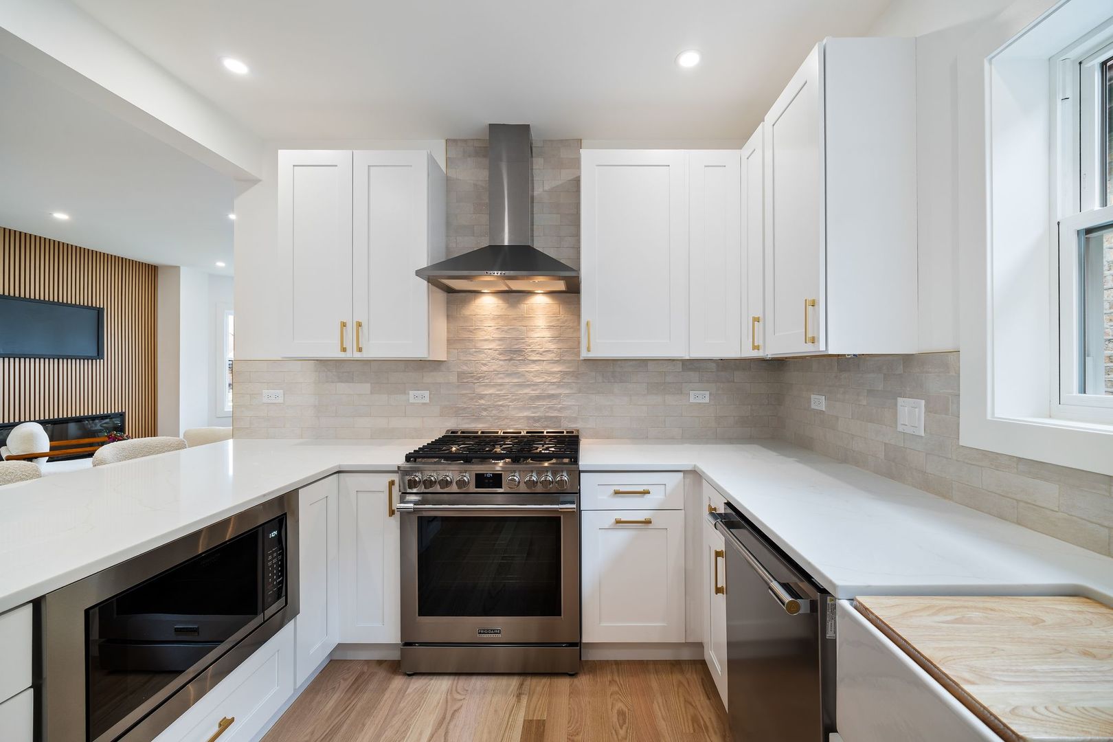 3631 North Sayre Avenue Chicago IL 60634