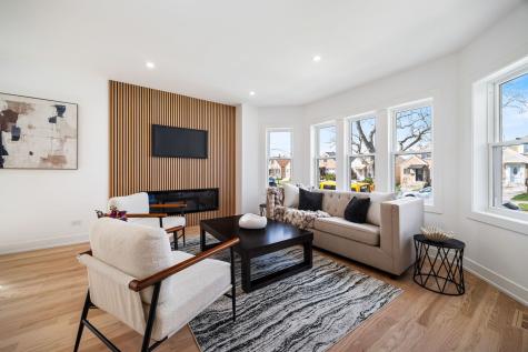 3631 North Sayre Avenue Chicago IL 60634