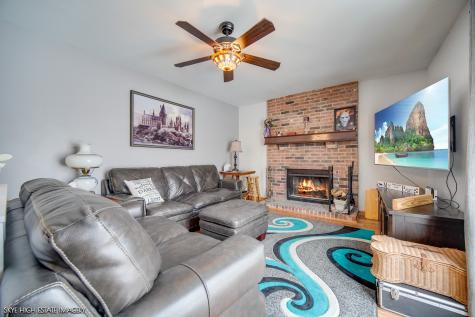 1465 Bridgeport Lane Aurora IL 60504