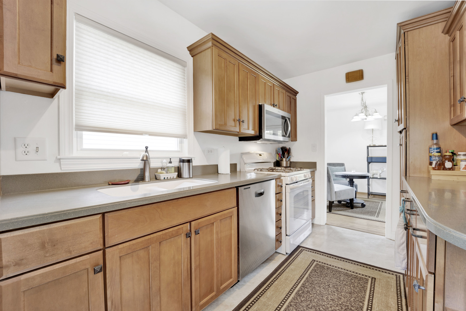 340 South Lodge Lane Lombard IL 60148