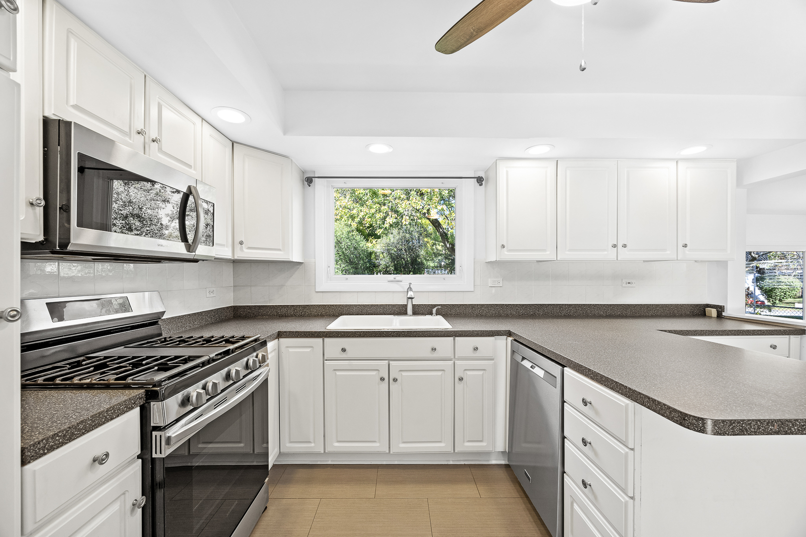 916 Grant Street Downers Grove IL 60515