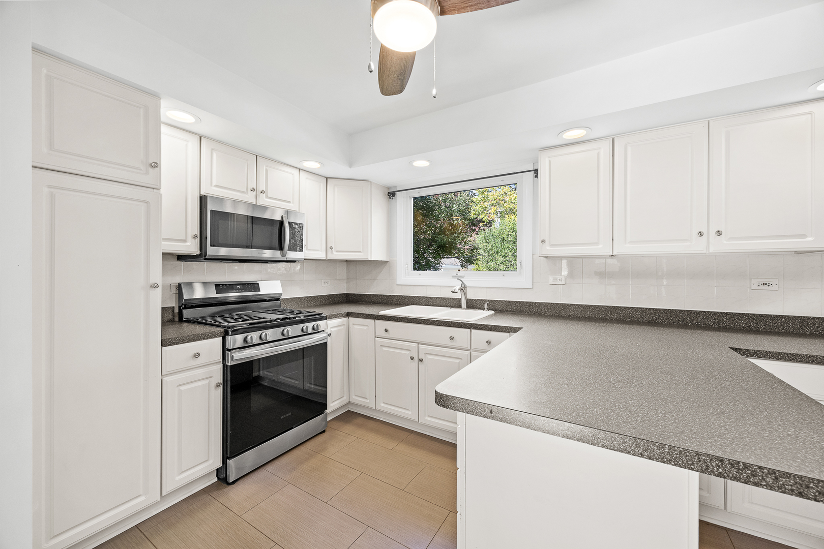 916 Grant Street Downers Grove IL 60515