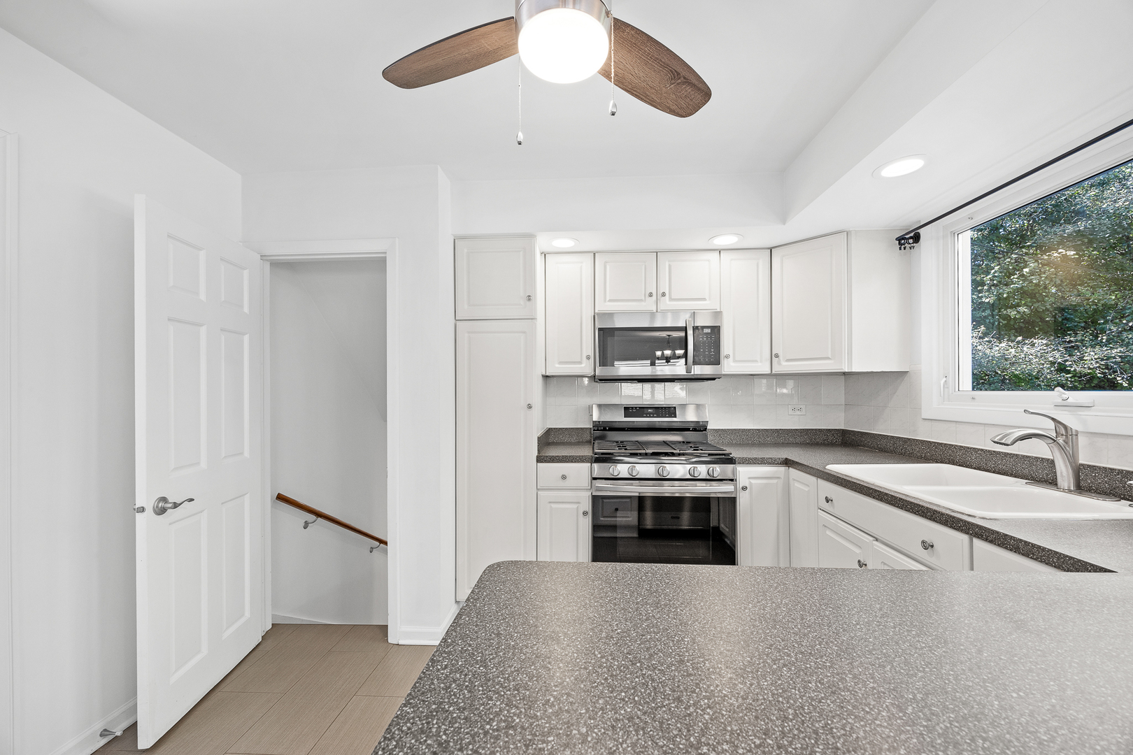 916 Grant Street Downers Grove IL 60515