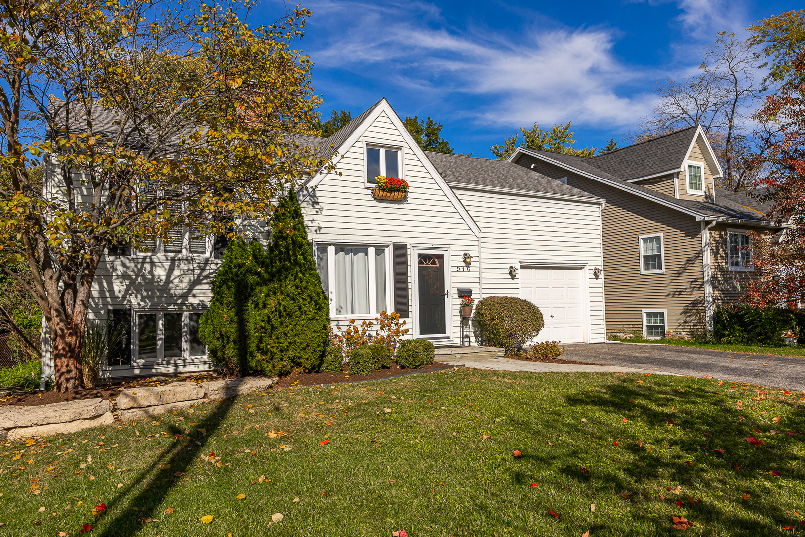 916 Grant Street Downers Grove IL 60515