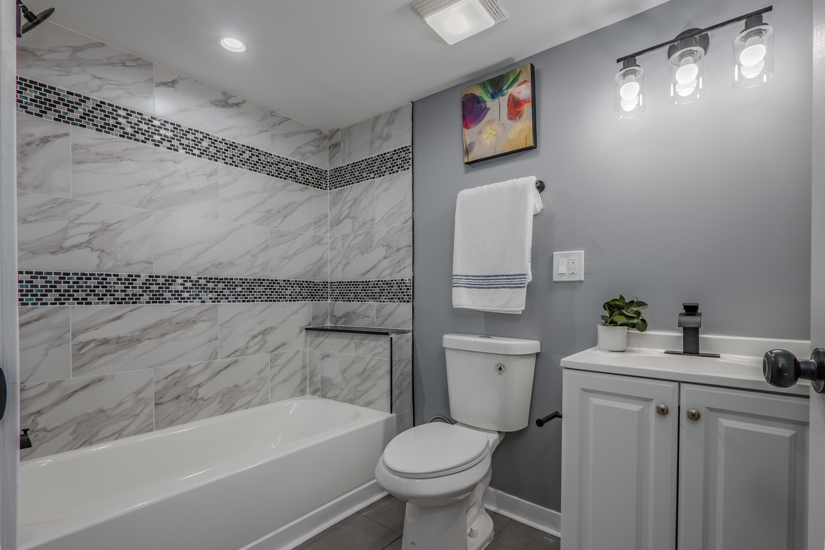 7832 South Eberhart Avenue Chicago IL 60619