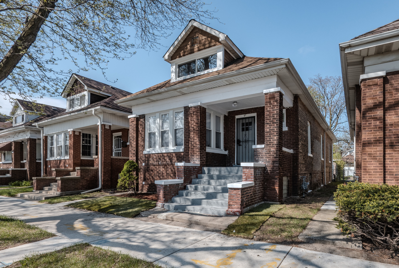 7832 South Eberhart Avenue Chicago IL 60619