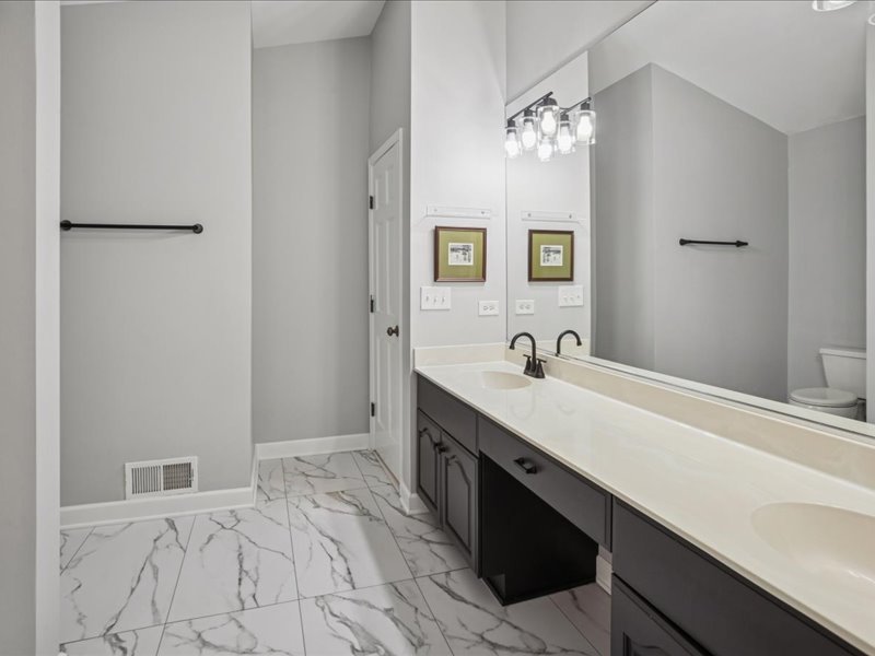 701 Willis Street Glen Ellyn IL 60137