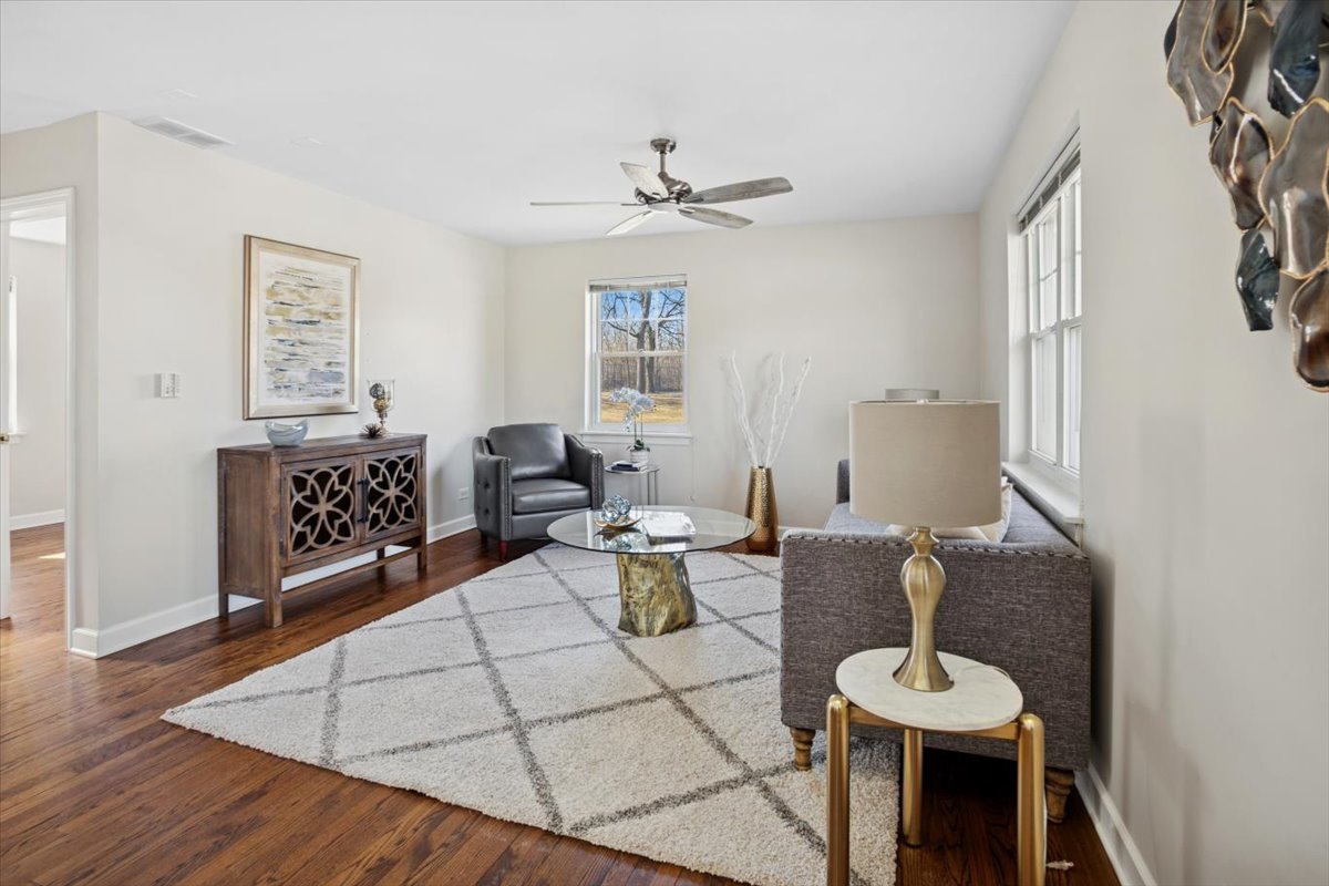 701 Willis Street Glen Ellyn IL 60137