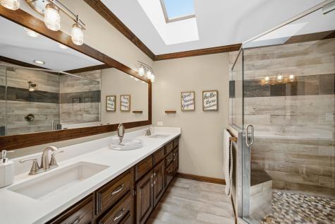 1188 Brookstone Drive Carol Stream IL 60188