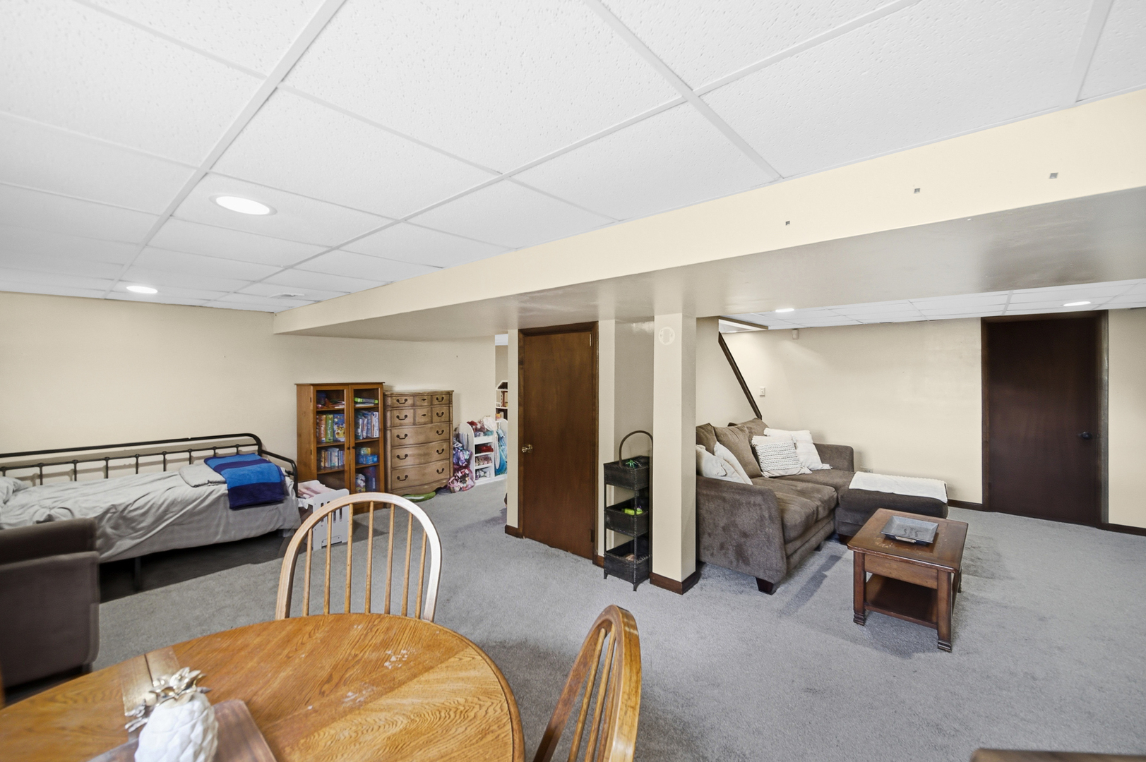 1188 Brookstone Drive Carol Stream IL 60188