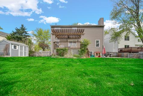 1188 Brookstone Drive Carol Stream IL 60188