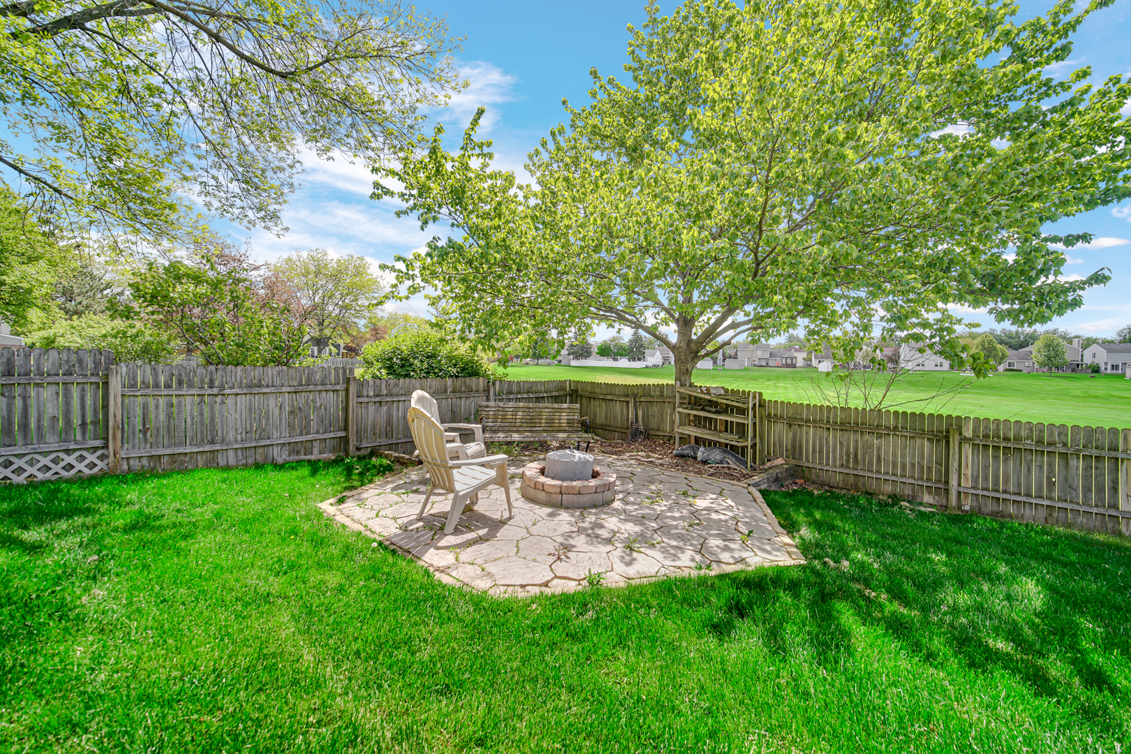 1188 Brookstone Drive Carol Stream IL 60188