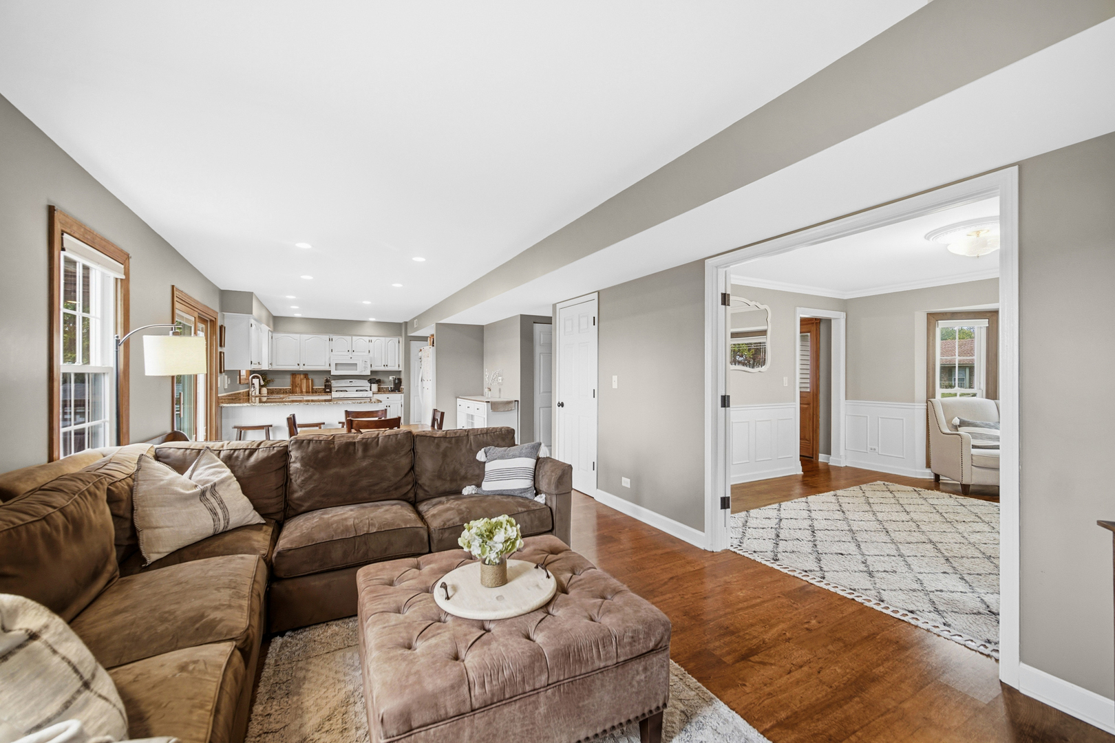 1188 Brookstone Drive Carol Stream IL 60188