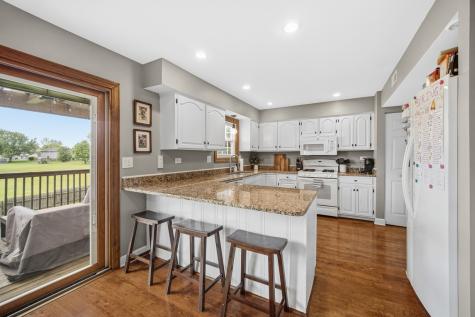 1188 Brookstone Drive Carol Stream IL 60188