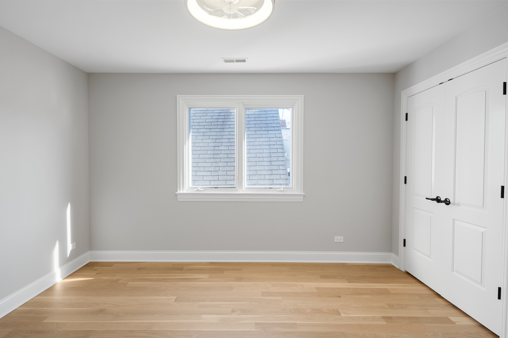 5054 North Claremont Avenue Chicago IL 60625
