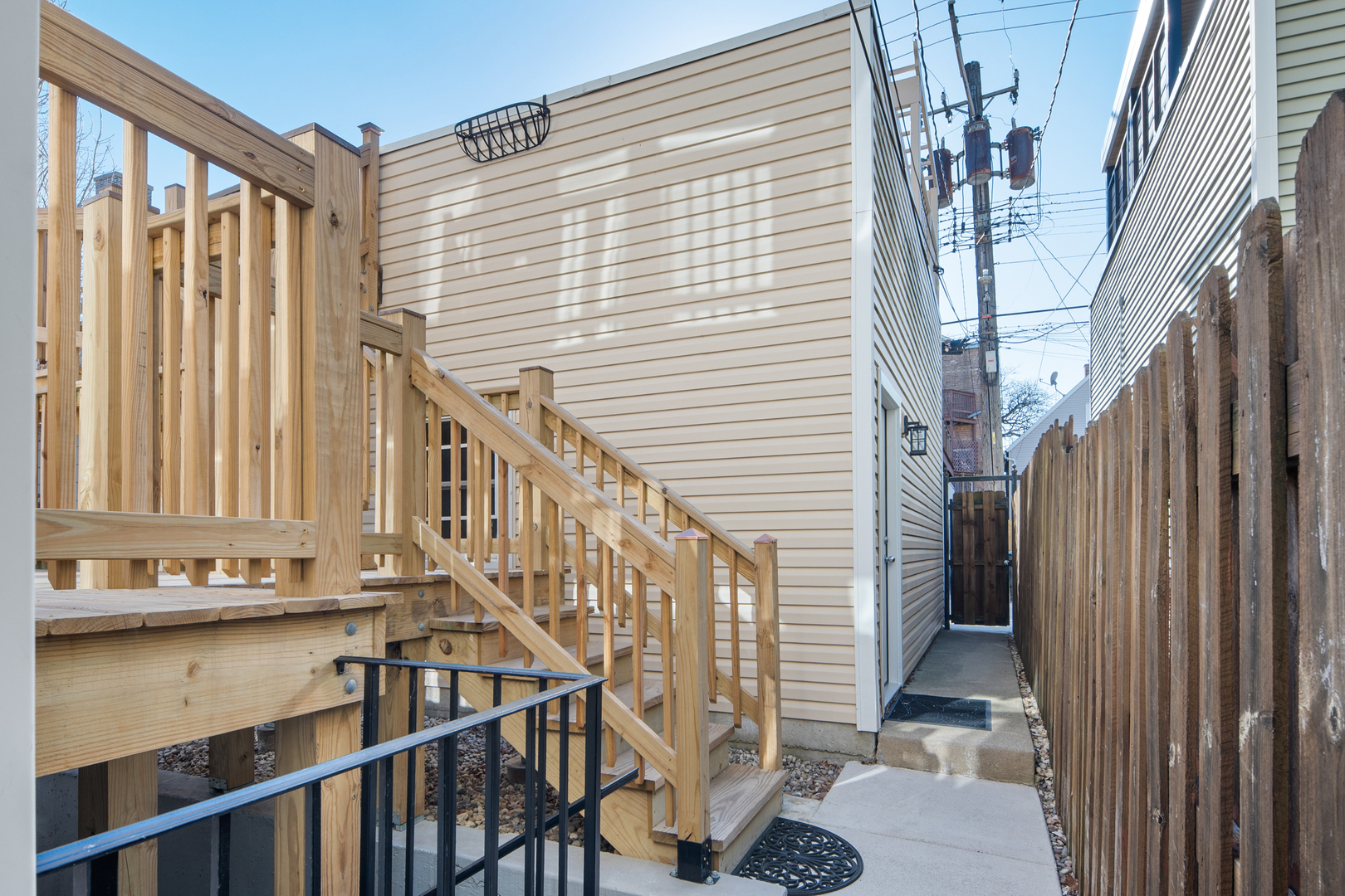5054 North Claremont Avenue Chicago IL 60625