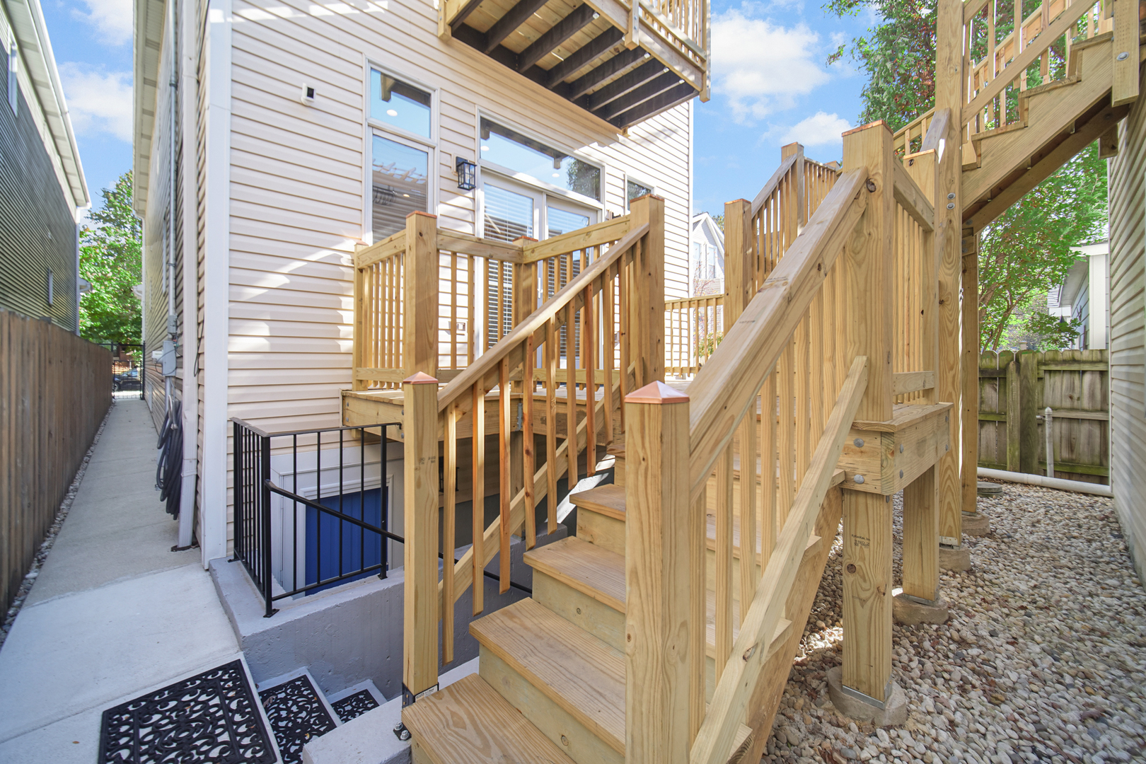 5054 North Claremont Avenue Chicago IL 60625