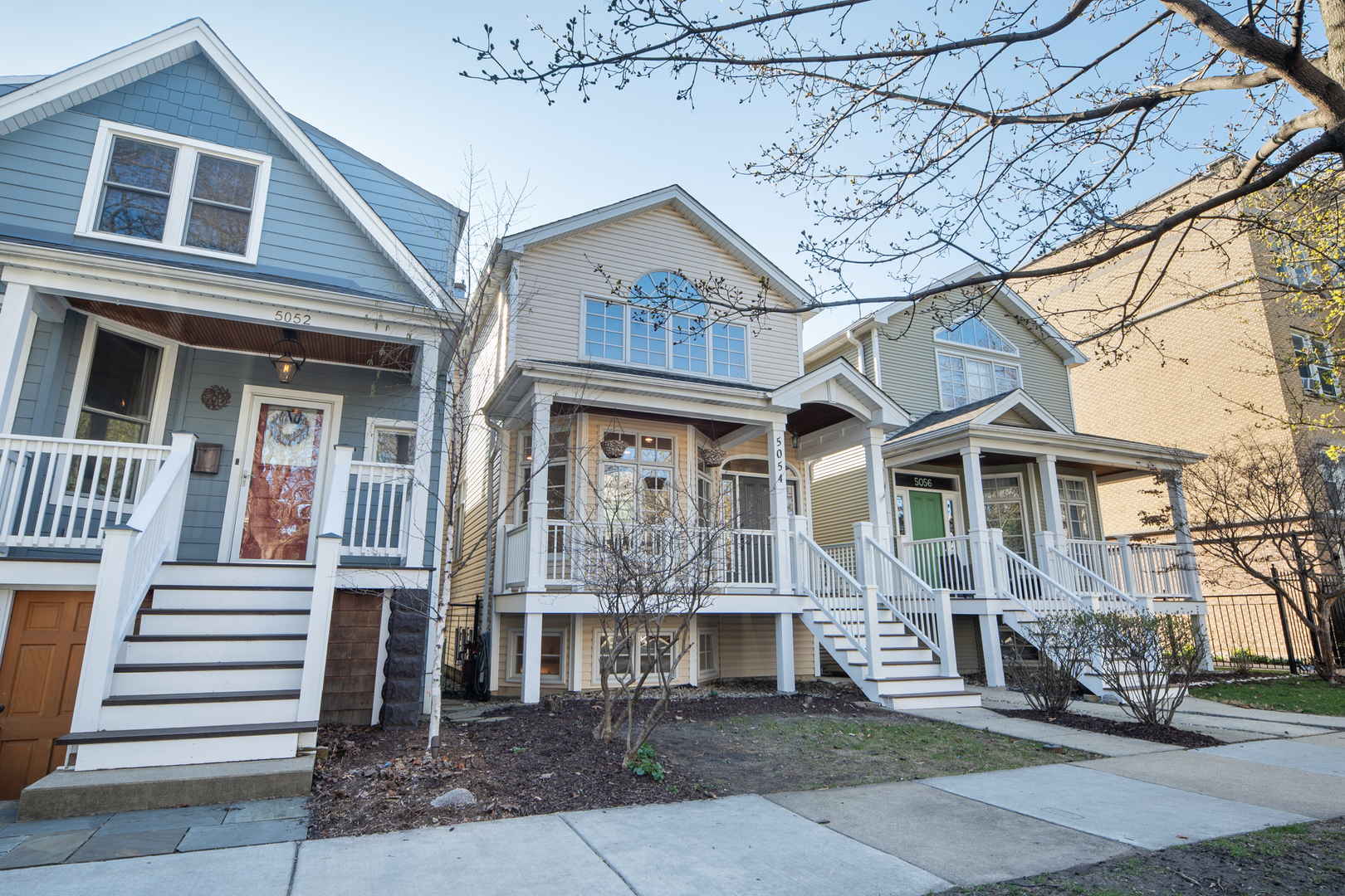 5054 North Claremont Avenue Chicago IL 60625