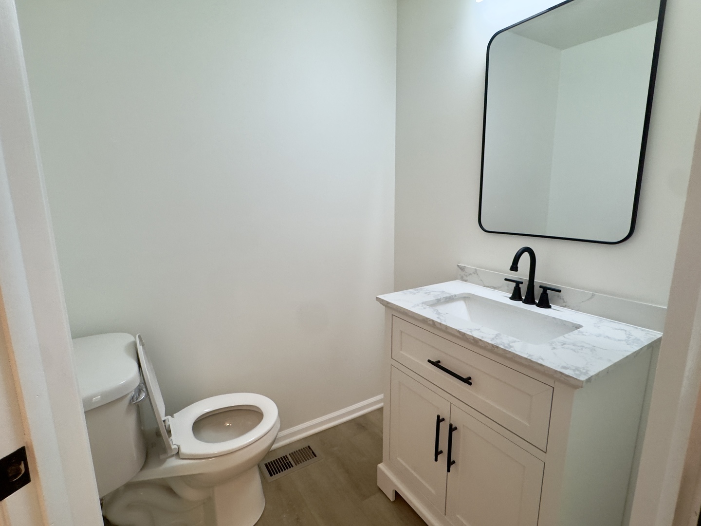 806 Wildwood Court Oak Brook IL 60523