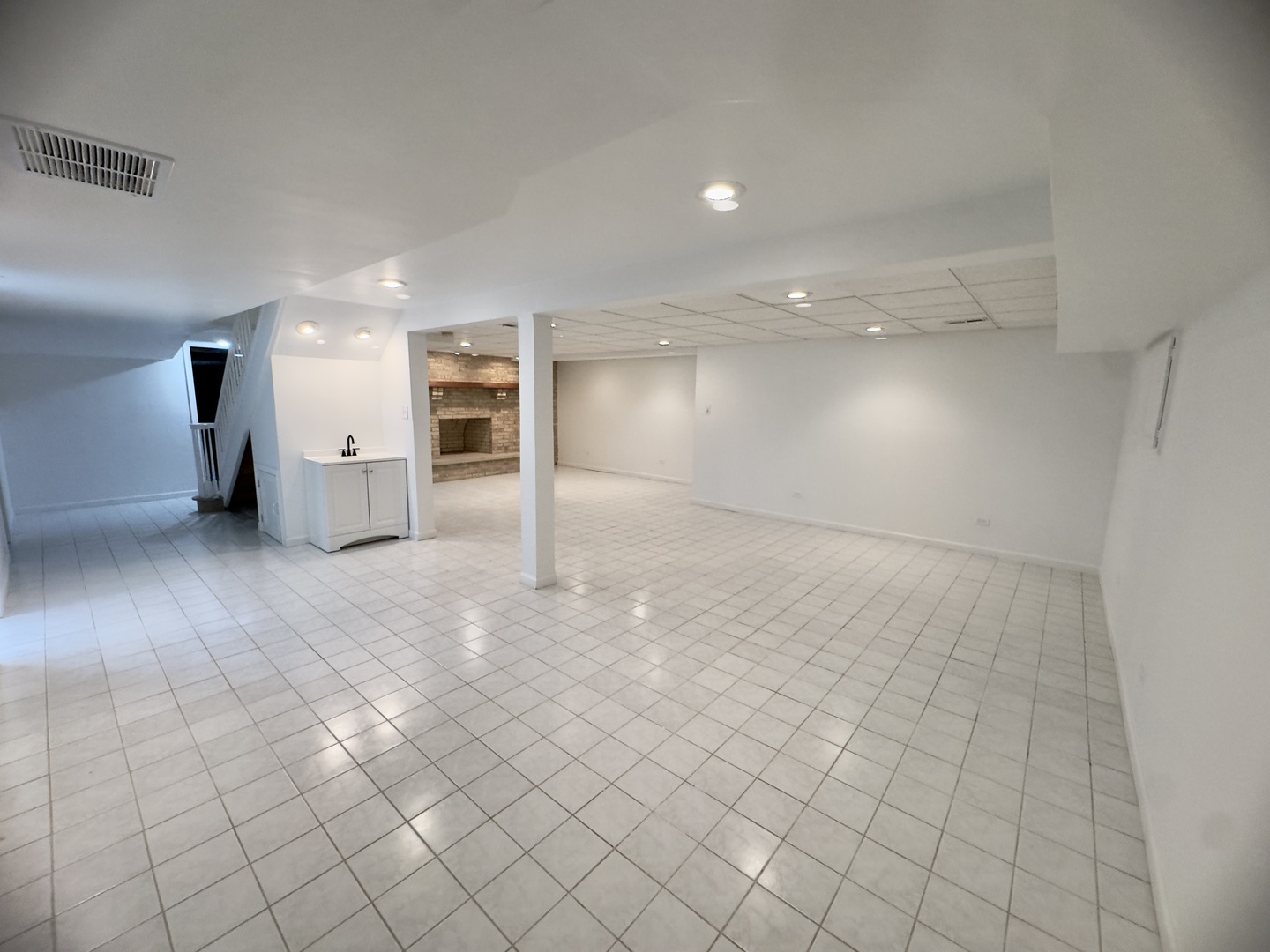 806 Wildwood Court Oak Brook IL 60523