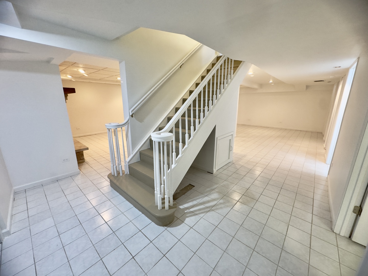 806 Wildwood Court Oak Brook IL 60523