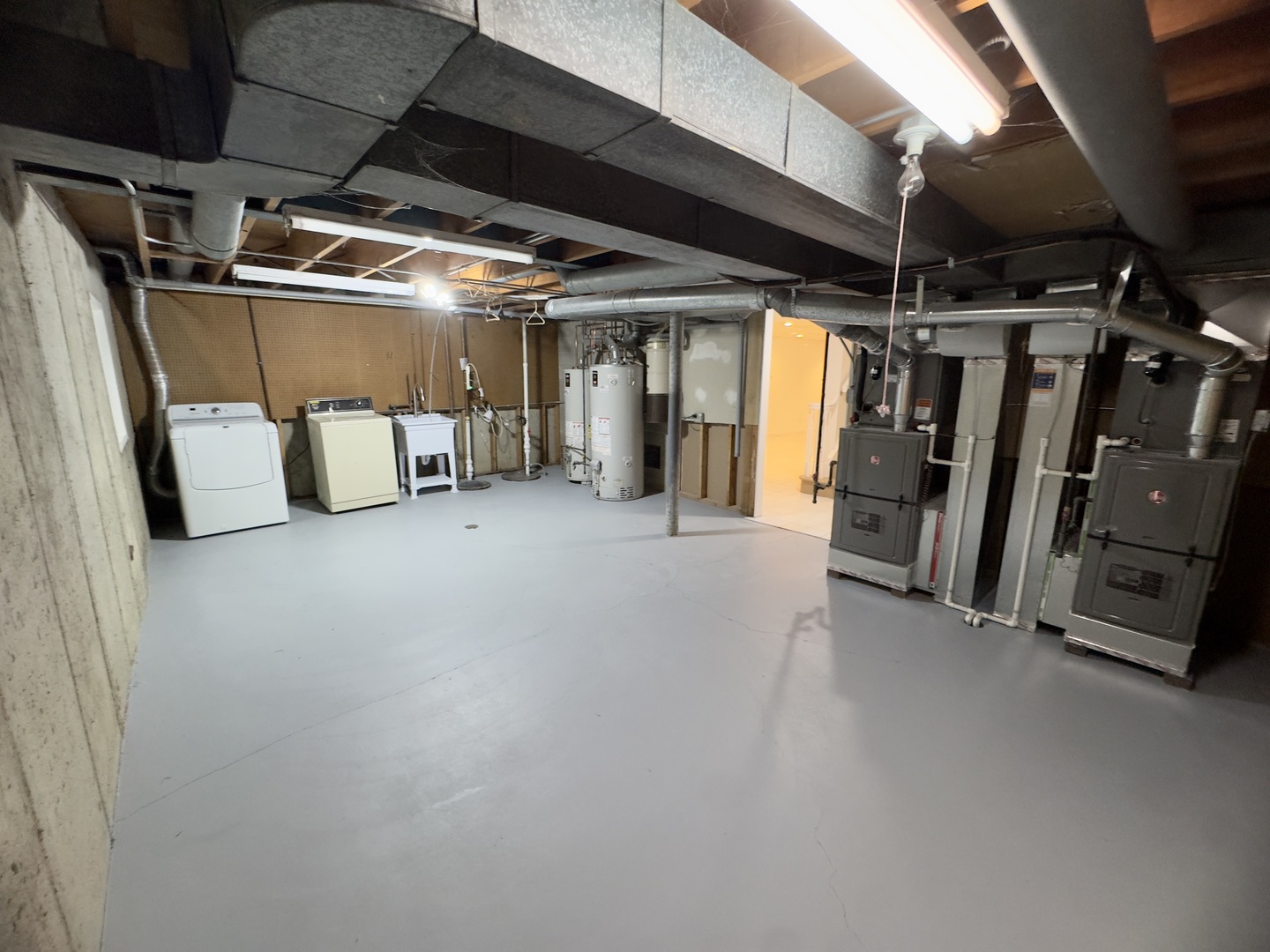 806 Wildwood Court Oak Brook IL 60523