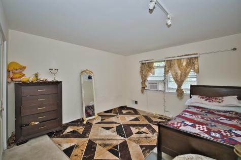4454 Concord Lane Skokie IL 60076