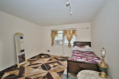 4454 Concord Lane Skokie IL 60076