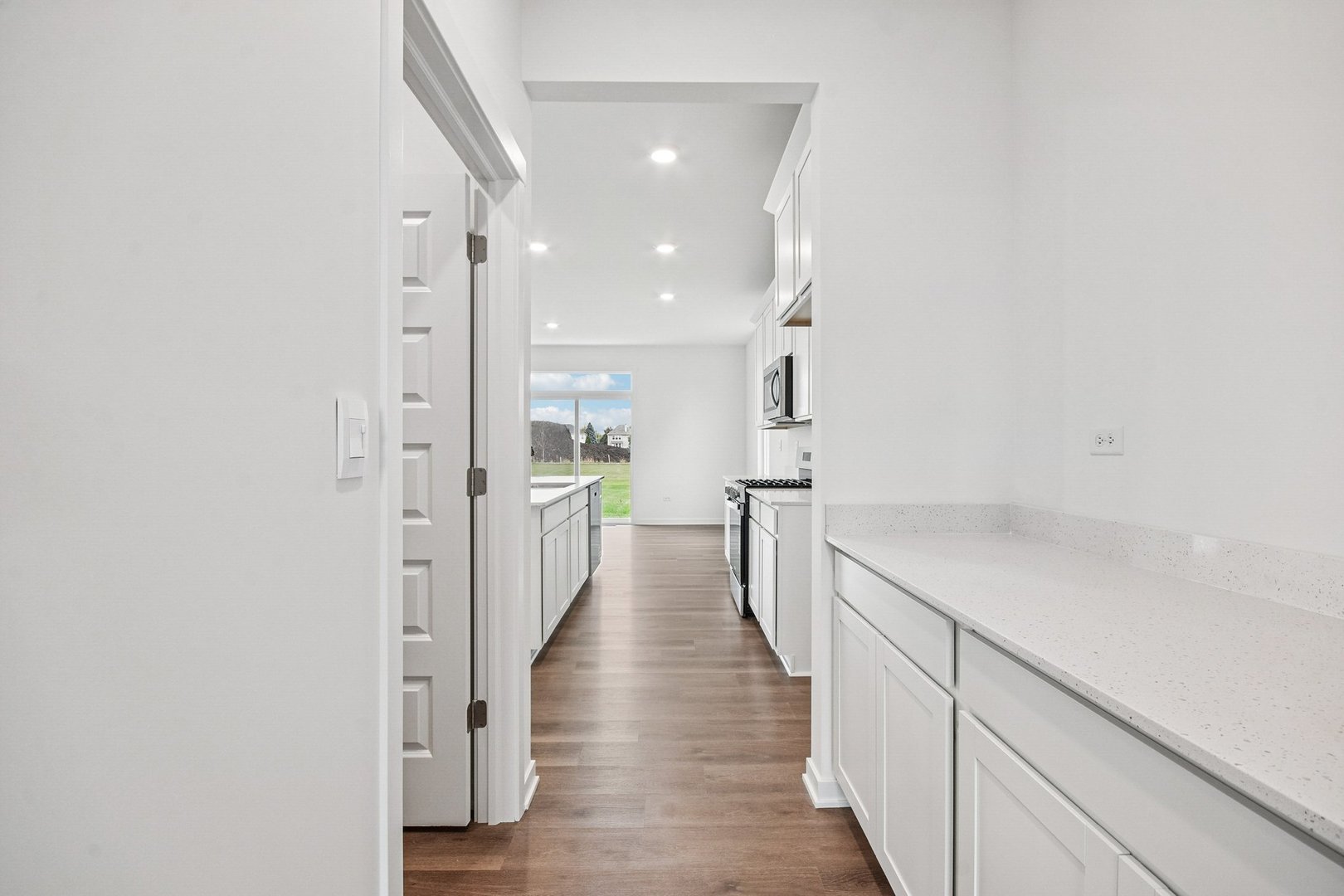 1874 Keating Drive Aurora IL 60503