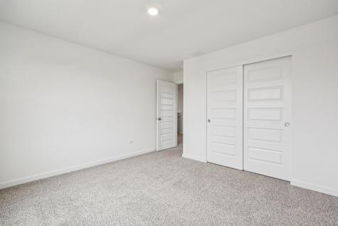 1874 Keating Drive Aurora IL 60503