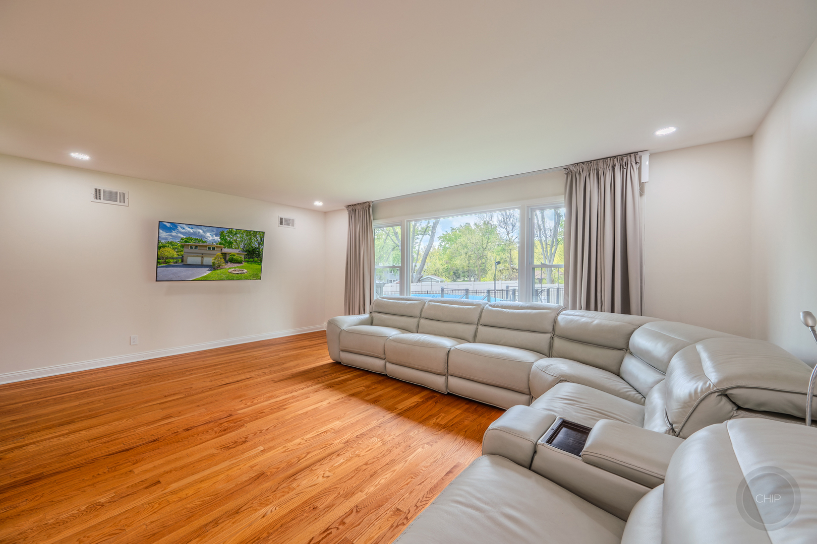 10S220 Alan Road Naperville IL 60564