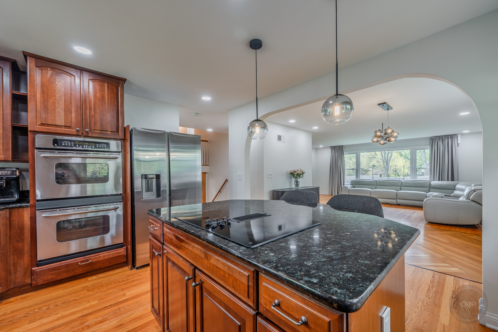 10S220 Alan Road Naperville IL 60564