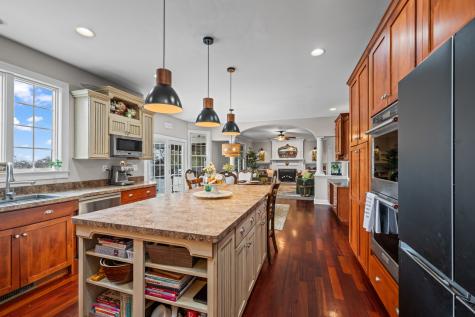 14401 Trinity Court Woodstock IL 60098