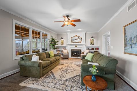 14401 Trinity Court Woodstock IL 60098