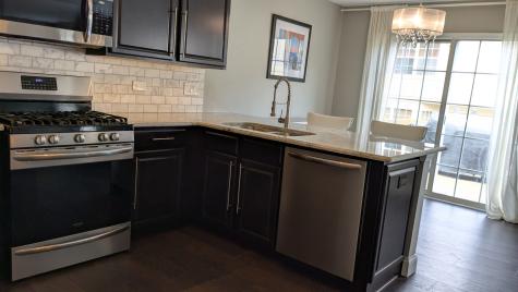 233 Lorraine Circle Bloomingdale IL 60108
