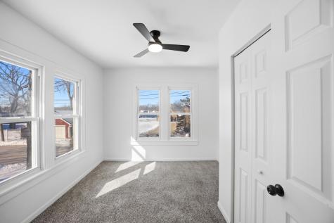 2908 Oakwood Avenue Mchenry IL 60051