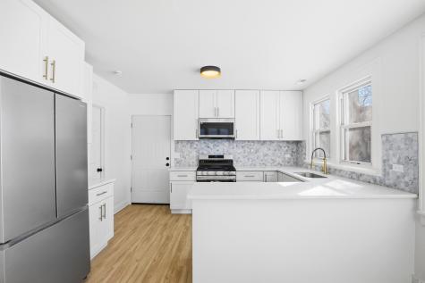 2908 Oakwood Avenue Mchenry IL 60051
