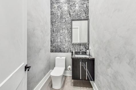 1331 Pfingsten Road Northbrook IL 60062