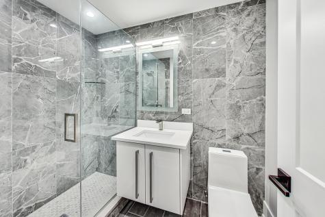 1331 Pfingsten Road Northbrook IL 60062