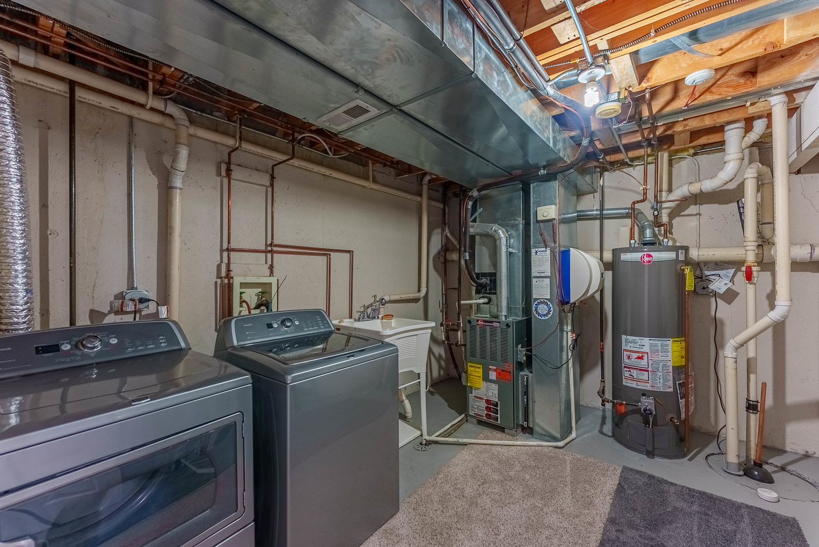 1748 Windward Avenue Naperville IL 60563