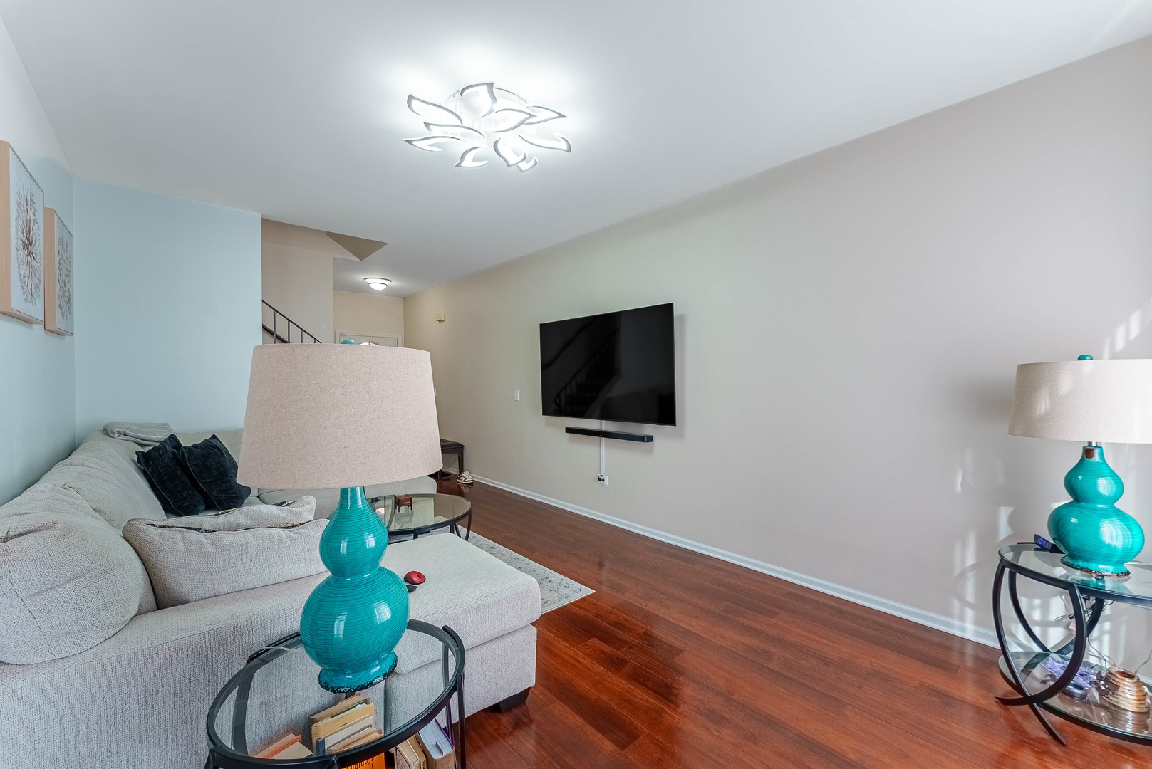 1748 Windward Avenue Naperville IL 60563