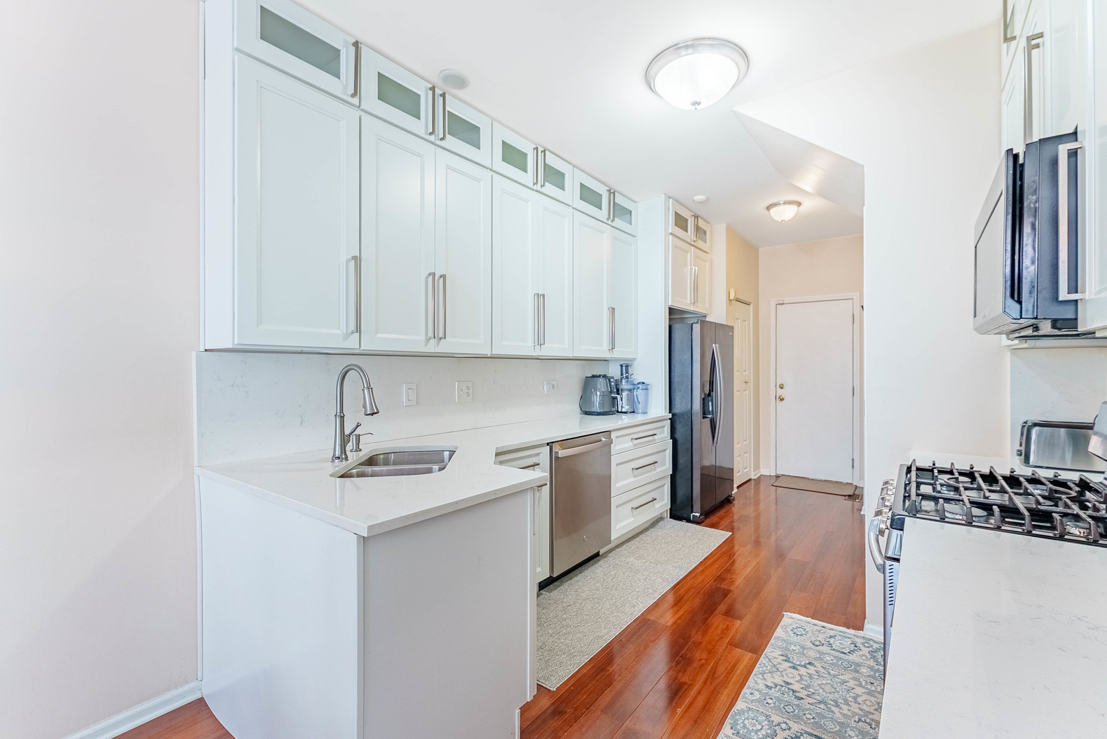 1748 Windward Avenue Naperville IL 60563