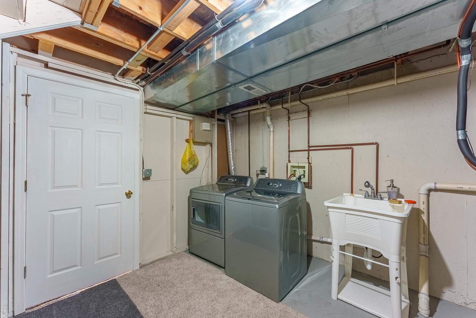 1748 Windward Avenue Naperville IL 60563