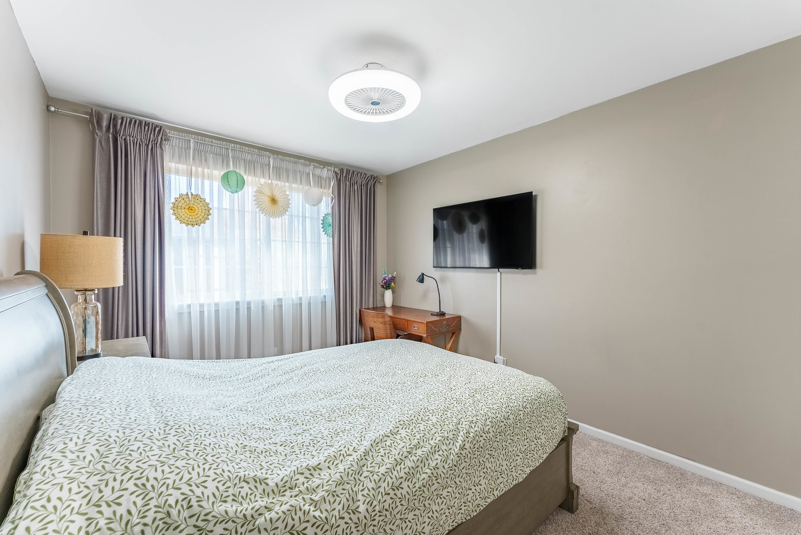 1748 Windward Avenue Naperville IL 60563