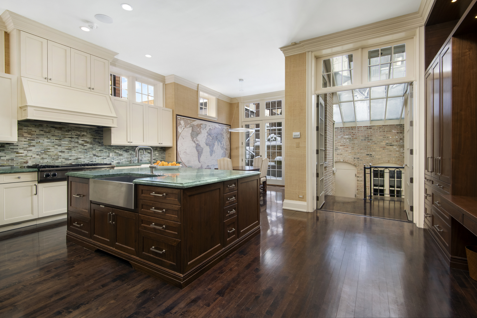 1425 North State Parkway Chicago IL 60610