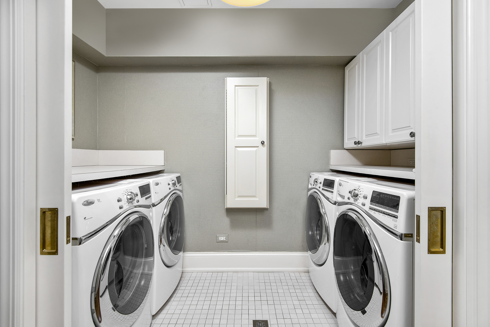 1425 North State Parkway Chicago IL 60610